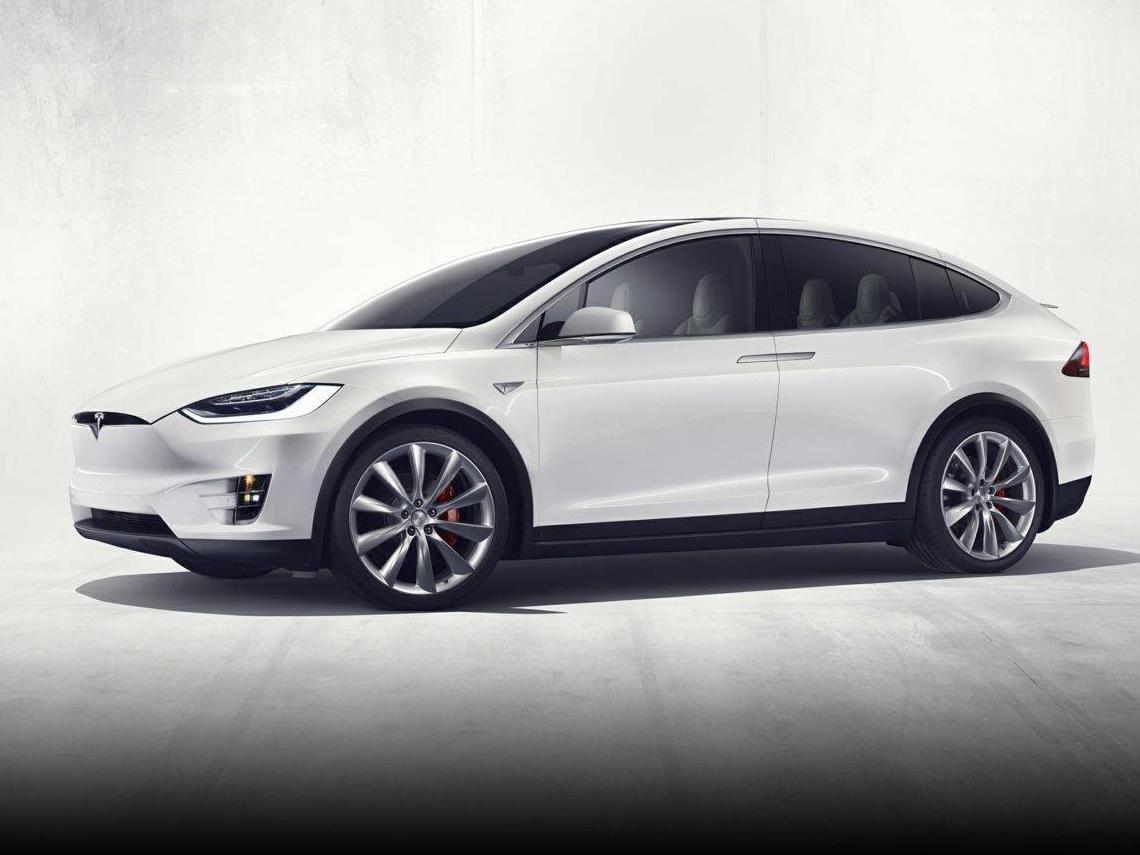 TESLA MODEL X 2018 5YJXCDE4XJF135708 image